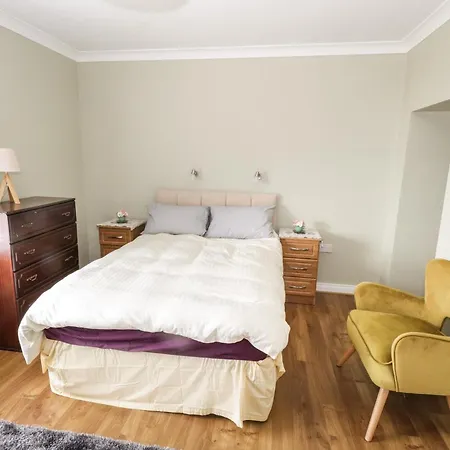 The Water's Edge Cavetown