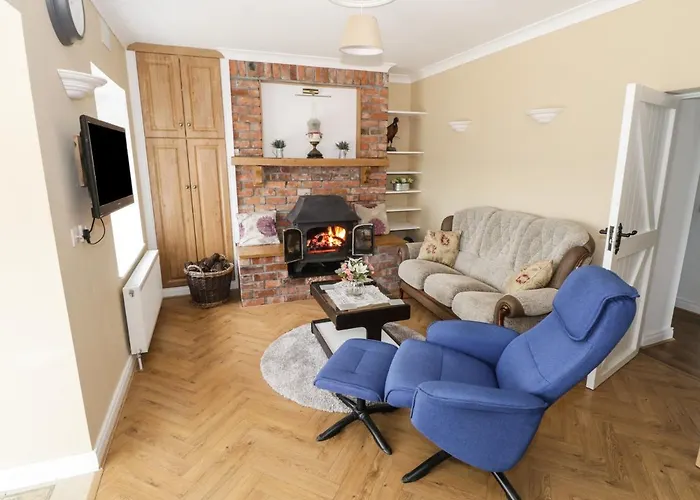 The Water's Edge Cavetown