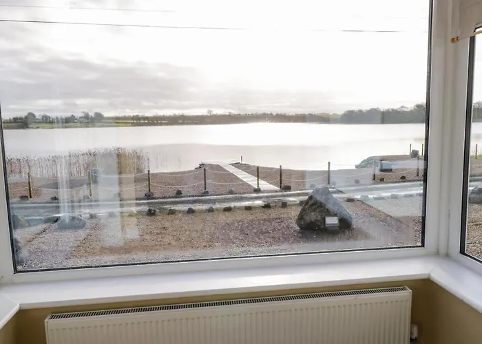 The Water's Edge Hébergement de vacances *